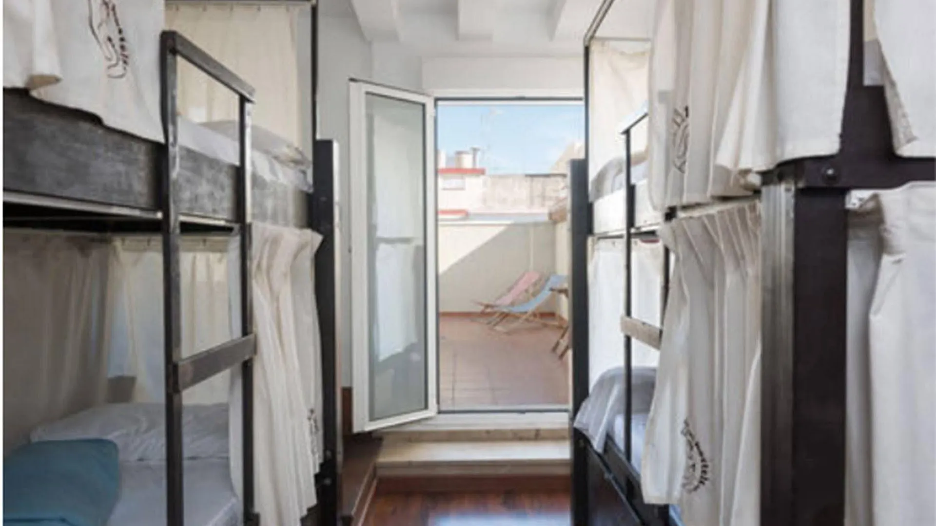 Feel Hostels Soho Malaga Spain